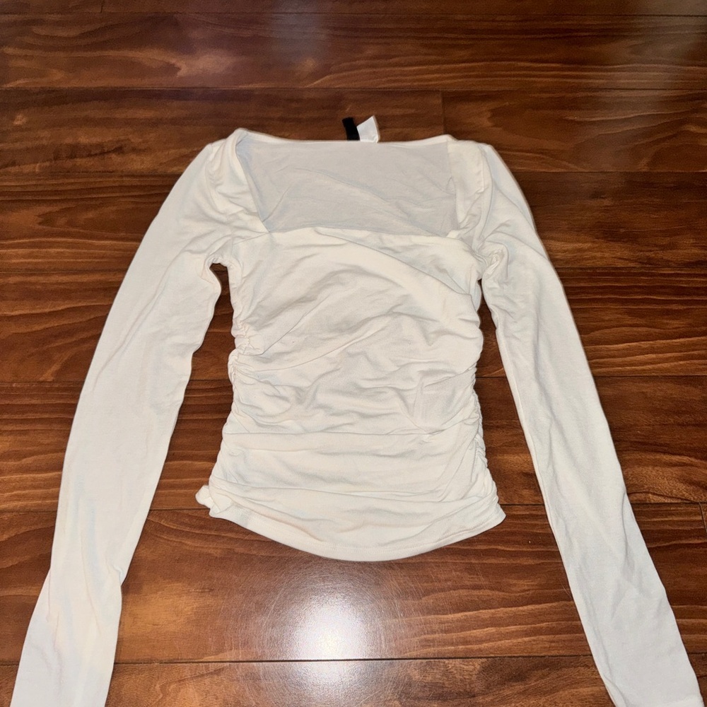 H&M Off-White Ruched Long Sleeve Blouse